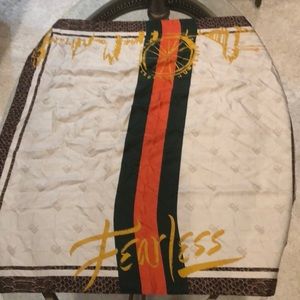 Cabi scarf-Stylist limited edition